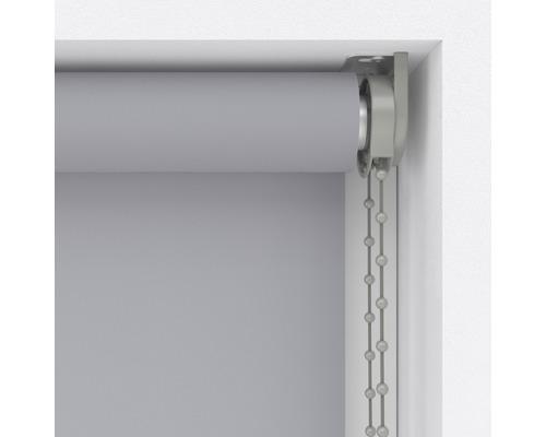 Graues Rollo mit Kettenzug