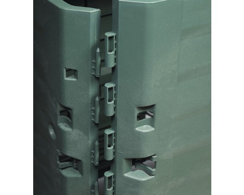 Vue détaillée d''un composteur en plastique