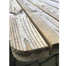 Holzbretter mit abgerundeten Kanten
