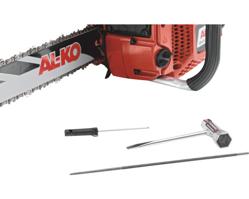 Tronçonneuse de la marque AL-KO avec outils