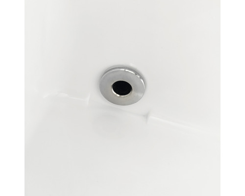 Évacuation avec couvercle dans un lavabo