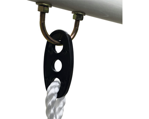 Vue détaillée d''un kit de fixation de siège de balançoire avec étrier en U, disque et corde.