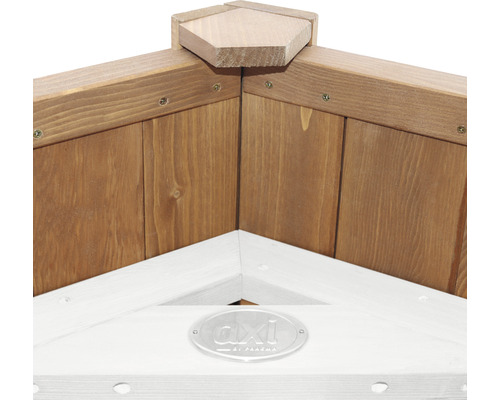 Vue détaillée d''un bac à sable en bois avec le logo AXI