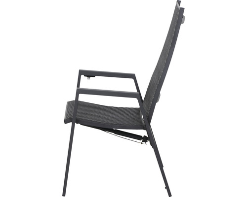 Chaise de jardin avec accoudoirs, vue latérale