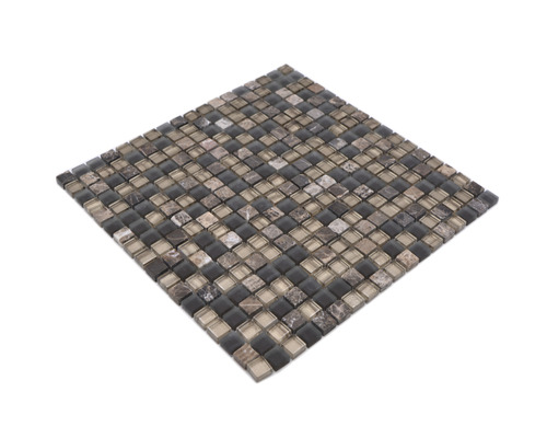 Mosaïque en verre et en pierre