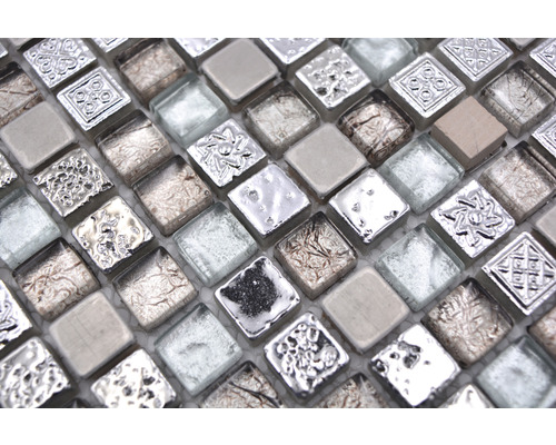 Mosaïque en verre et pierre