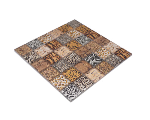 Carreau de mosaïque avec motifs animaliers