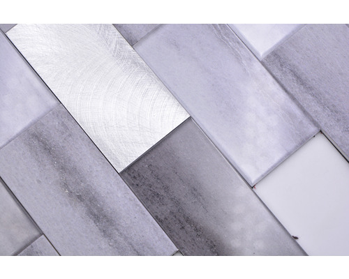 Carreaux de mosaïque en marbre et métal en motif à chevrons