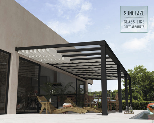 Pergola avec protection solaire coulissante et mobilier de jardin