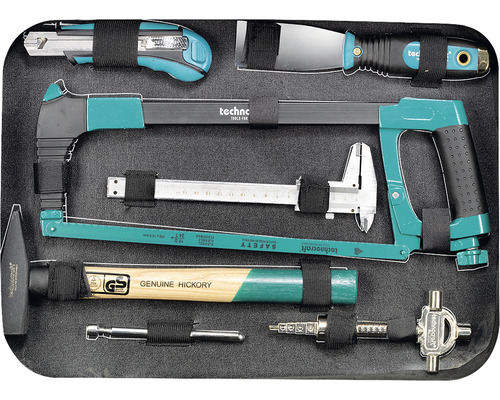 Werkzeugsortiment in Werkzeugkoffer mit Cuttermesser, Spachtel, Bügelsäge, Stechzirkel, Metallsägeblatt, Hammer, Körner und Ventildrücker