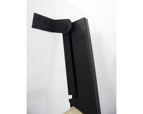 Detailansicht einer Klappkonsole für Regale zur Wandmontage.