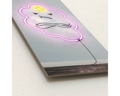 Dekoratives Wandbild mit Wolken Motiv und Neon Effekt
