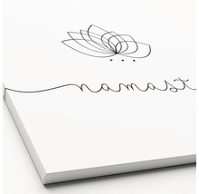 Leinwandbild mit stilisierter Lotusblüte und dem Schriftzug Namasté