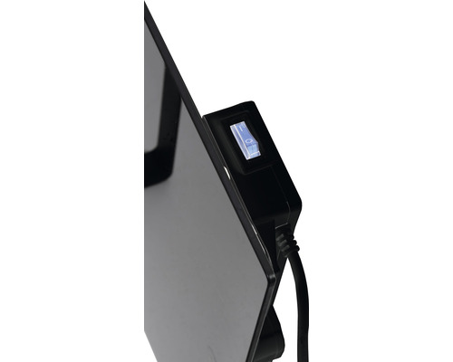 Vue détaillée d''un interrupteur sur un panneau chauffant