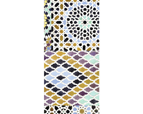 Gros plan de carreaux de mosaïque avec des motifs géométriques