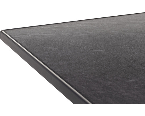 Plan de travail avec décor en pierre