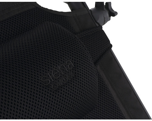 Détail d''une chaise de jardin avec tissu en maille et logo Siena Garden