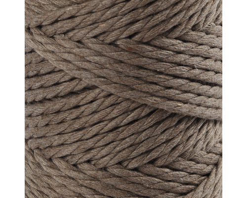 Gros plan de fil de coton marron