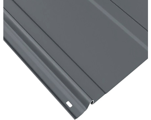 Detailansicht einer Profilplatte aus Metall