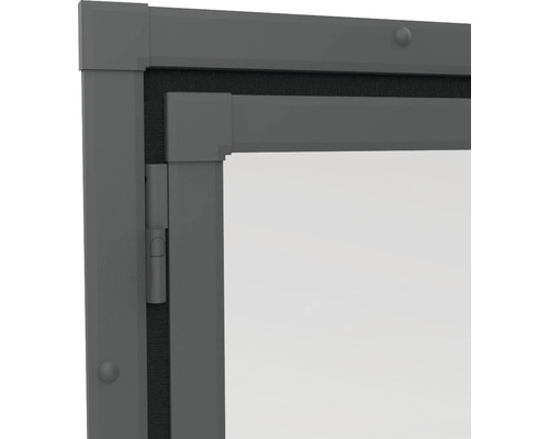 Vue détaillée d''un store anti-mouches avec cadre