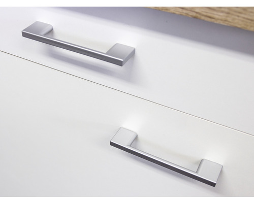 Deux tiroirs avec poignées