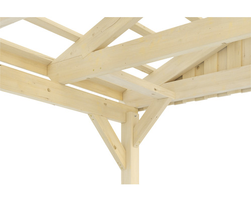 Construction en bois d''un pavillon avec poteaux, entretoises et chevrons