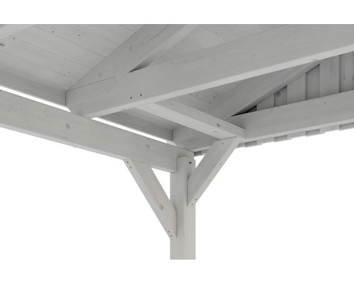 Vue détaillée d''un pavillon en bois avec poteaux et structure de toit