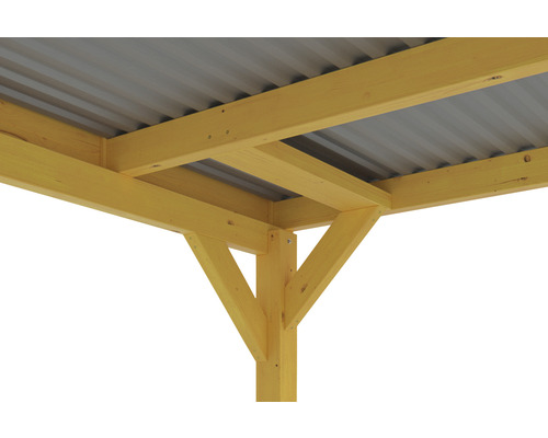 Vue détaillée d''une construction en bois avec un toit en métal