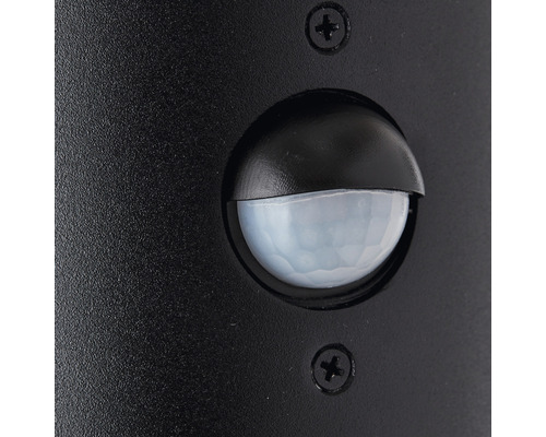 Detailansicht eines Bewegungsmelders an einer Aussenleuchte