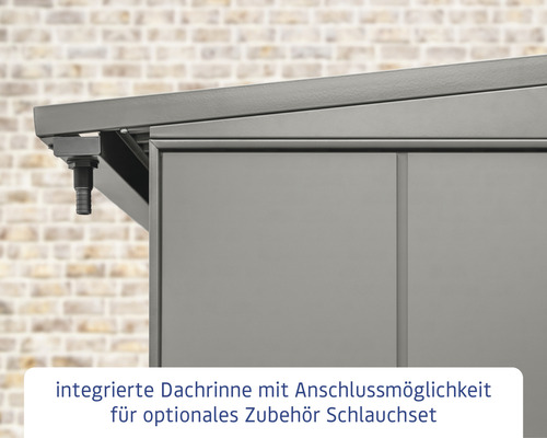 Integriertes Dachrinnensystem mit Anschlussmöglichkeit für Schlauchset als optionales Zubehör.
