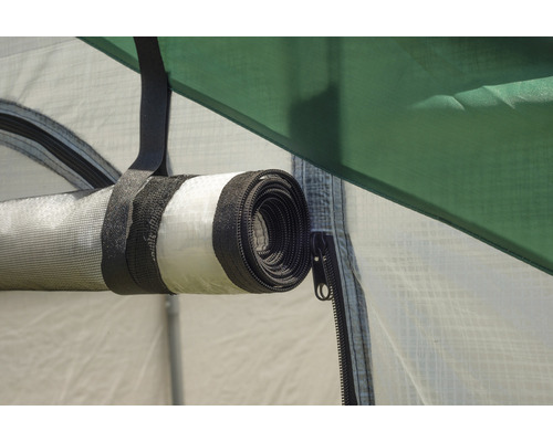 Bâche de tente enroulée avec bande de fixation