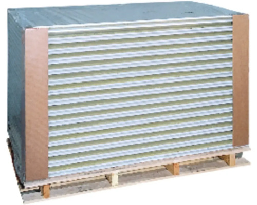 Palette mit Mineralwolle-Dämmplatten für die Wärme- und Schalldämmung