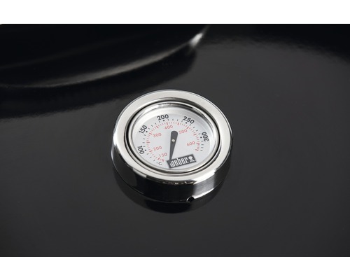 Weber Logo auf einem Grillthermometer