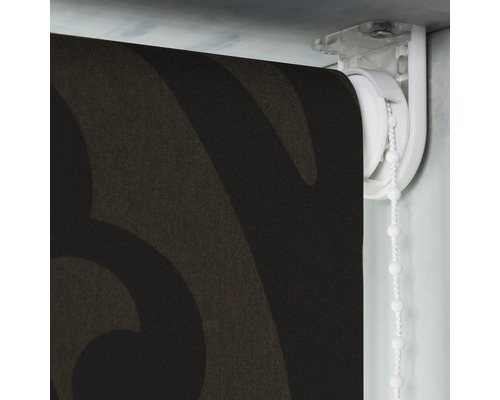 Rollo mit Muster und Kettenzug