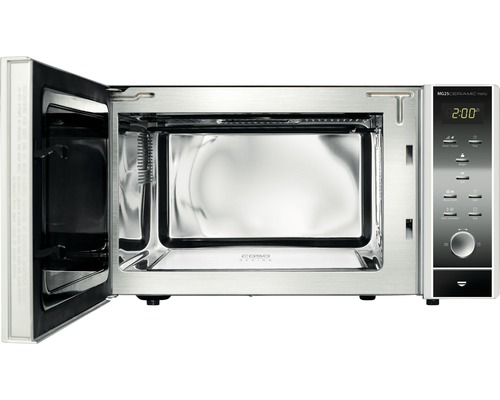 Micro-ondes ouvert avec affichage numérique et panneau de commande.