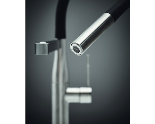 Robinet de cuisine avec bec