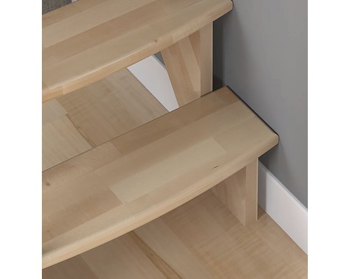 Detailansicht einer Holztreppe
