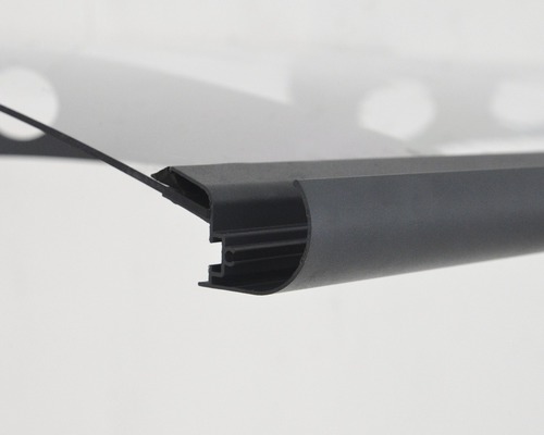 Profilé de finition en plastique