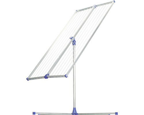 Séchoir à linge en métal avec des cordes à linge