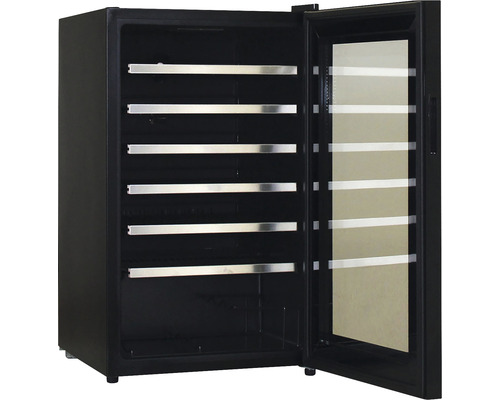 Weinlagerschrank mit offener Tür und Regalen