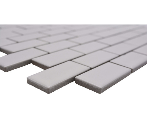 Mosaikfliesen in rechteckiger Form