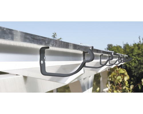 Support de gouttière sur un toit