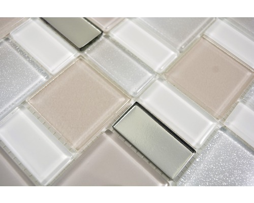 Mosaikfliese aus Glas mit quadratischen und rechteckigen Elementen