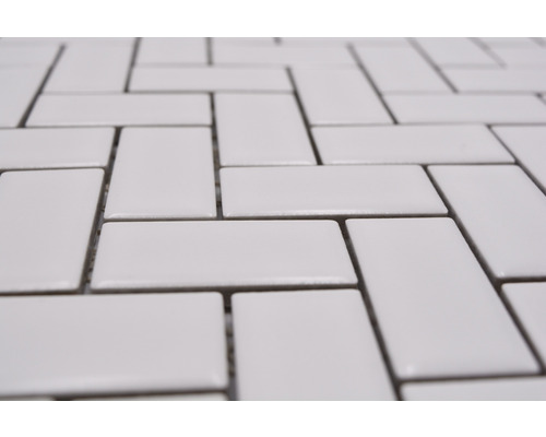 Carreaux rectangulaires en motif à chevrons