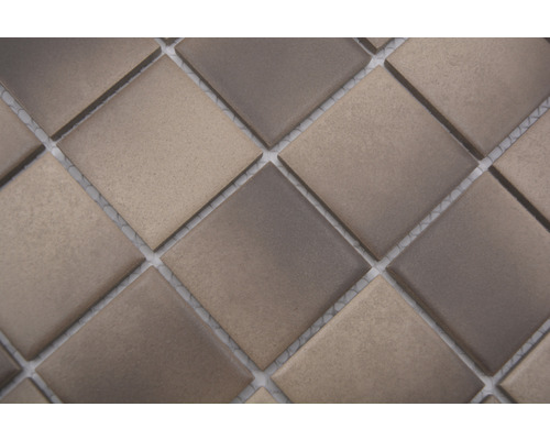 Mosaïque avec pierres carrées