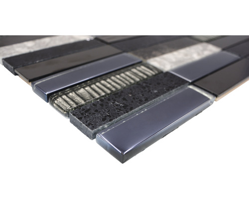 Mosaïque en verre et en pierre