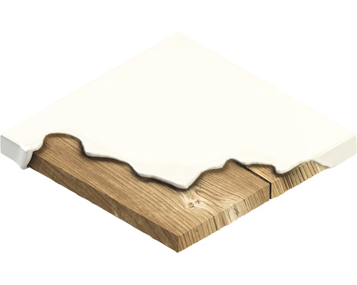 Planche en bois avec revêtement blanc