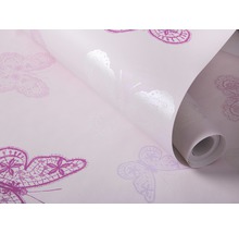 Tapetenrolle mit Schmetterlingsmuster