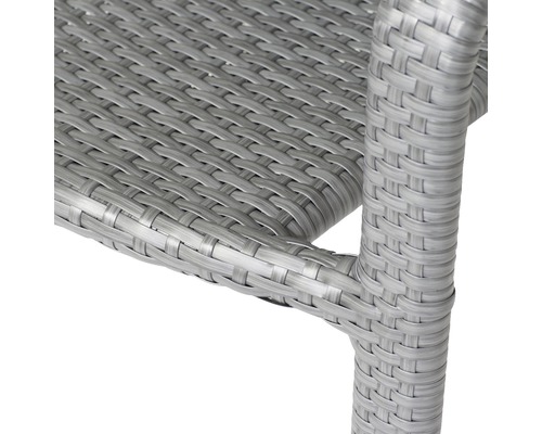 Vue détaillée d''un meuble avec une structure en rotin