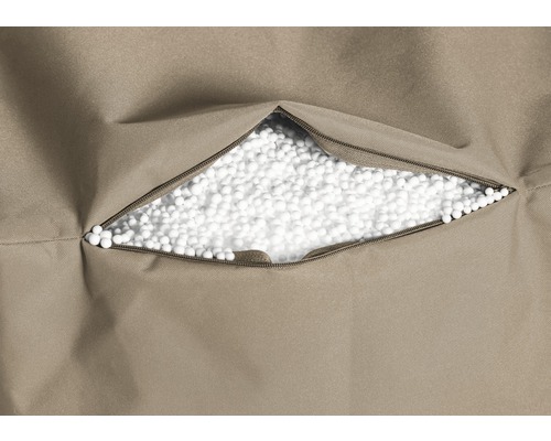 Füllung aus Polystyrolperlen in einem Textilbezug mit Reißverschluss